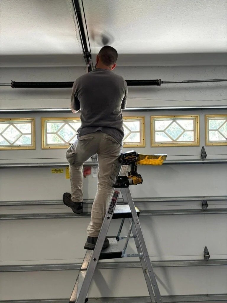 Garage door repair work, gallery photo 10